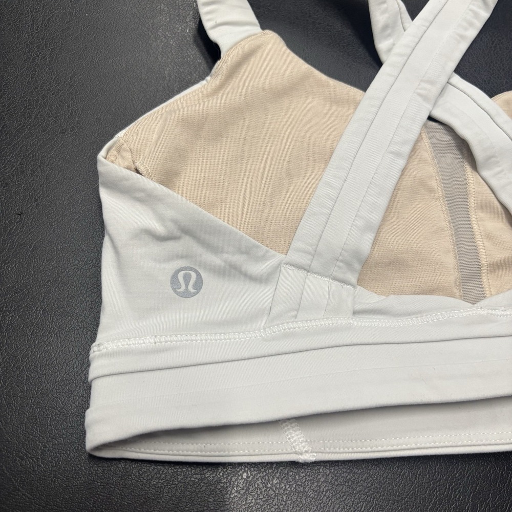 Lululemon Athletica Women's Sports Bra White Sz 6 Workout Cross Back Gym Running - Picture 4 of 5